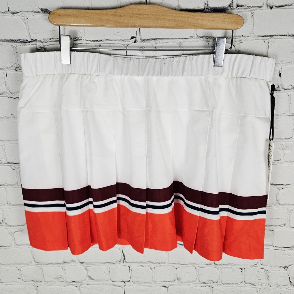 MONDETTA | Go With The Flow stretch pleated striped golf tennis skort